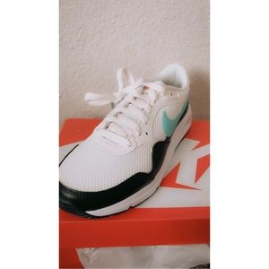 Nike air max sc size 8